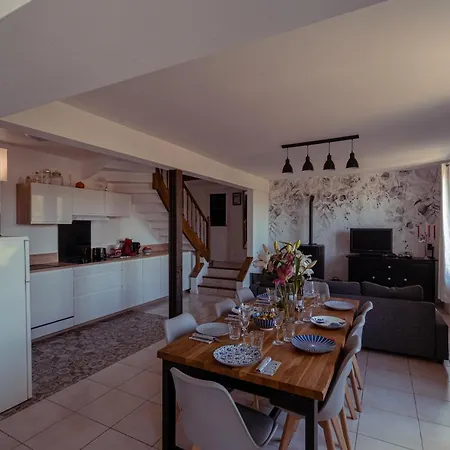 Holiday home La Melusine